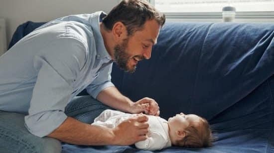 ab wann erkennt ein baby seinen vater